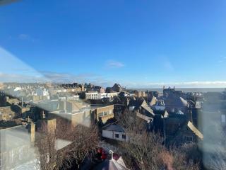 Top-end penthouse with sea views and free parking - 2