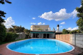 Espectacular casa en Totoras de 3 habitaciones con pileta y parrilla - 7