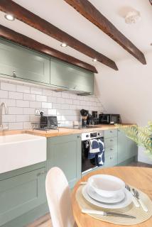 Cozy Studio Apartment Sleeps 2 Central Hull - 4