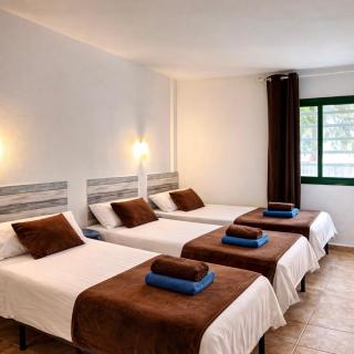 Apartamento para 6 a 5 min Port Aventura en Hotel Festival Village - Salou - 2