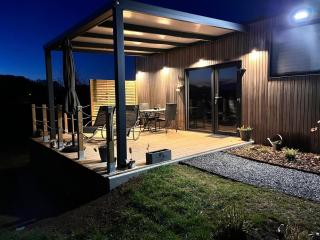 Tiny BlackandWood - 6