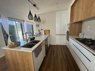 Duo Duo - Auckland - 5