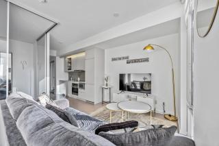 FIFA World Cup Stay Skyline Condo Downtown Toronto - 8