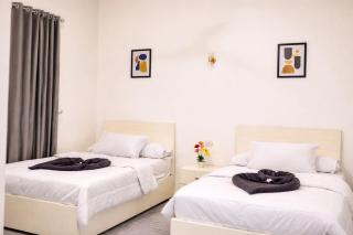Golden Scarab Guest House - 1