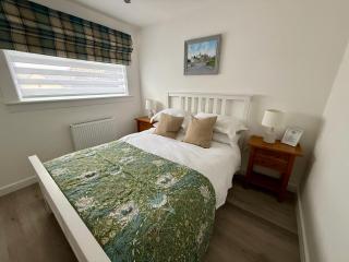 Duneden, 2 bedroom house with parking & gardens - 4