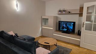 Apt Ochota Sierpinskiego - Apartamenty Wypoczynkowe - 0