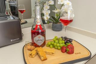 iNala Unit 283 at One Rosebank - 8