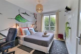 Urban Escape - Design Vibrant & Terrasse intime à 3 min du Parc des Coquibus - Proche ORLY - 4