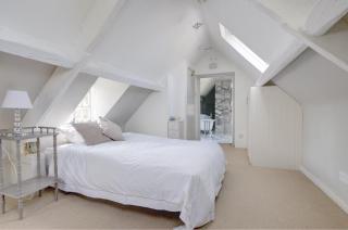 Beautiful Cotswold Cottage - 1