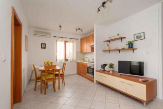 Apartment near Beach in Premantura-Istrien 54484 - 1