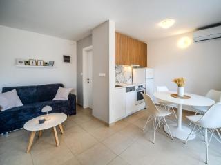 Apartments Tomy - Studio Apartment with terrace - 6