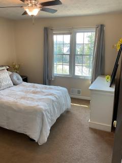 Comfortable room in a Cottage style Home - 4