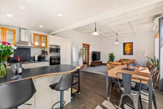 3 Bedroom Villa in Kensington - 6