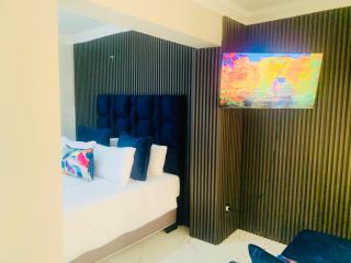 Ziyacebisa Group Apartments - Durban - 7