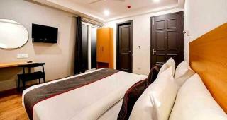 Collection O Kailash Enclave - 3