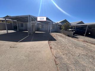 Little Bay - Unit 49 seafront estate - 2