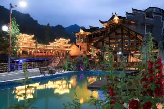 Zhangjiajie Stilt Paradise - 0