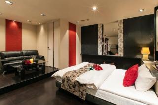 HOTEL SWING - Couple's Hotel - 3