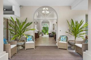 Spacious 7-Bed Family Home in Chapel Hill - 2
