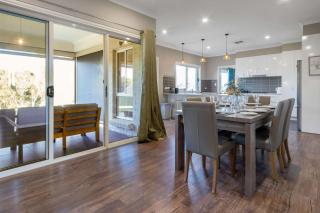 Hillside Retreat near Hahndorf & Mount Barker - 3