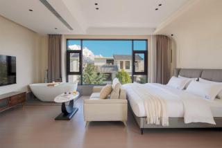 Lijiang Painted Mountain Cloud House Boutique B&B - 8