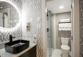 The Vic, an Ascend Collection Hotel - 1