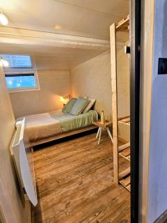 Studio cosy indépendant avec terrasse et buanderie - 2