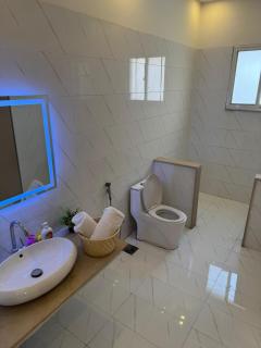 Modern and Comfortable Rooms in DHA Phase 5 Lahore - 7