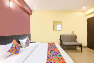 FabHotel Grand Port View - 1