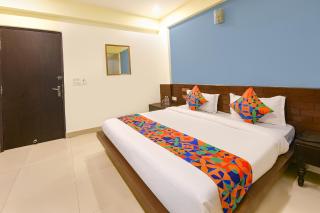 FabHotel Grand Port View - 6