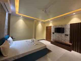 Hotel Golchi Palace - 5