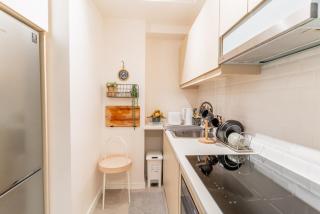 Designer 2 BR Condo in Quezon City for Groups - 7