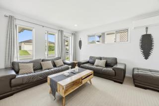 Stylish Cosy Retreat in North Lakes w all Air-Con - 0