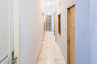 RedDoorz at Arca Hostel Lampung - 1