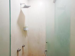 RedDoorz at Hotel Istana Permata Ngagel Surabaya - 4