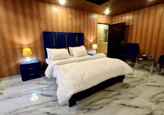 Hotel Five Rivers - 2 Min to Allama Iqbal International Airport, Lahore - 6