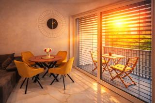 DINLUX Luxury Apartment - 7