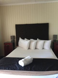 Country Plaza Motor Inn - Mackay - 8