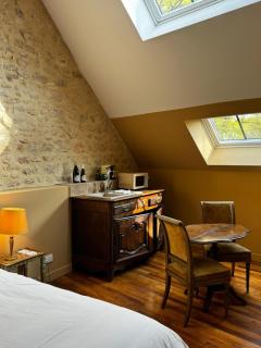 La maison des romans du Château du Sollier - Charme Calme Confort Climatisation - à 5mn du péage - Panette Collection - 3