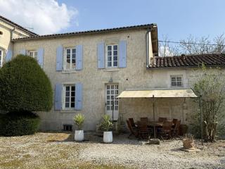 Gite maison charentaise - piscine privée -  - 9