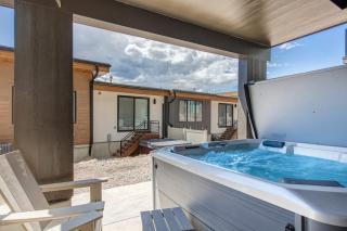 Stunning View Family Fun and Steps from Deer Valleys New East Village - 0