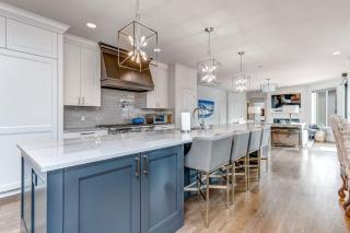 Posh Park City Paradise - Designer Interior Hot Tub Game Room & Epic Deck - 7