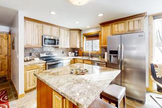 Remodeled mountainside home with outdoor heated pool & hot tub - walk everywhere - 7