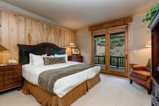 Luxurious peaceful Deer Valley Condominium - great location - 5