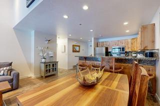 Stunning views Pool & Hot Tub gas grill - 4
