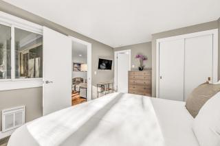 Snow Flower Park City 137 - Ski-in - ski-out condo with pool hot tub & fireplace - 1