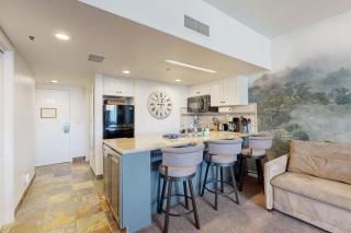 ski-in - ski-out Studio with Pool Hot Tub Fitness Center & Mountain Views - 6