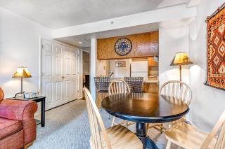 Top Level Downtown Condo with Fast WIFi Balcony & Great Location - Skiing Nearby - 5