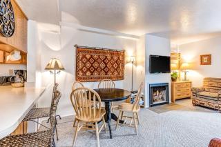 Top Level Downtown Condo with Fast WIFi Balcony & Great Location - Skiing Nearby - 2