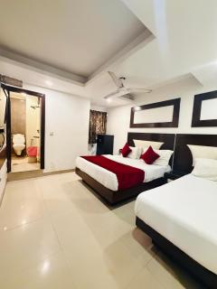 Hotel Sai International - 5 Mints Walk From New Delhi Railway Station And Connaught Place - 5